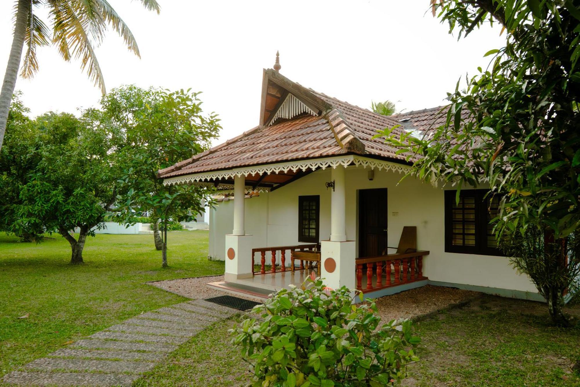 Palmgrove Lake Resort Alappuzha Экстерьер фото