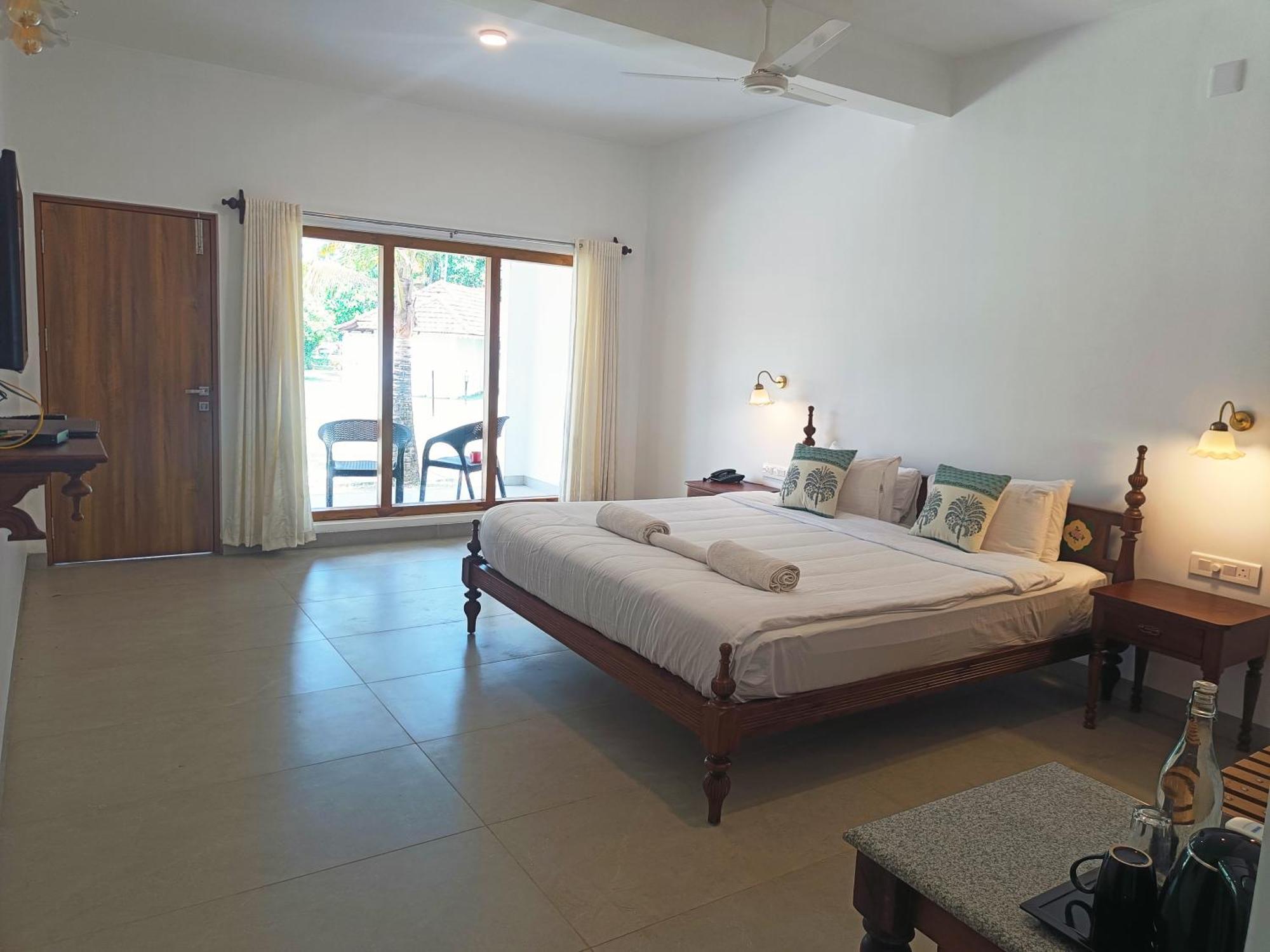 Palmgrove Lake Resort Alappuzha Экстерьер фото